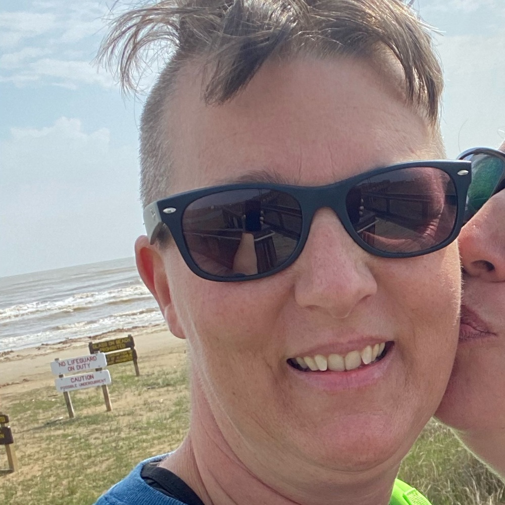 Meet your Posher, Amber